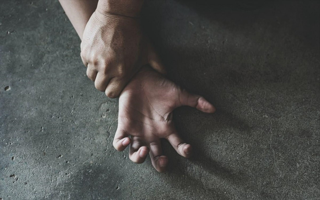 Κολωνός: Ο εφιάλτης της 16χρονης – Πώς την αποπλάνησε ο 44χρονος και τη βίασε τουλάχιστον 10 φορές