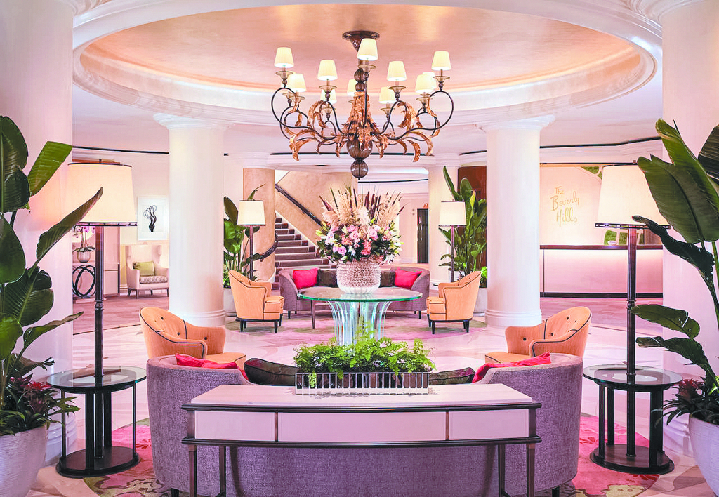 Billionaires, Σταχτοπούτες και… COVID tests