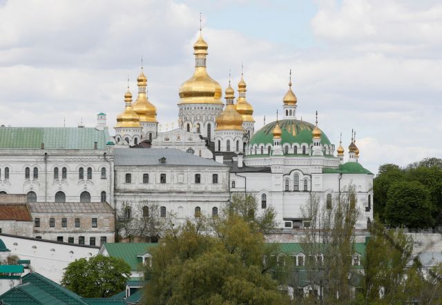 Ουκρανία: Εκτός νόμου η Ορθόδοξη Εκκλησία που υπάγεται στη Μόσχα | tovima.gr