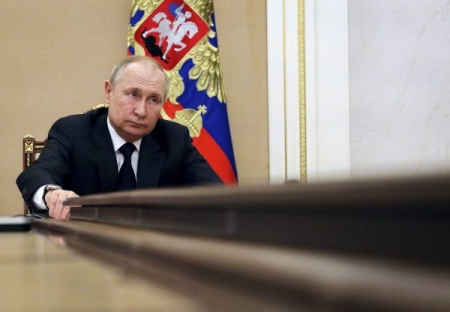 Ρωσία: Δεν κάνει πίσω ο Πούτιν – Το τελεσίγραφο για το πετρέλαιο