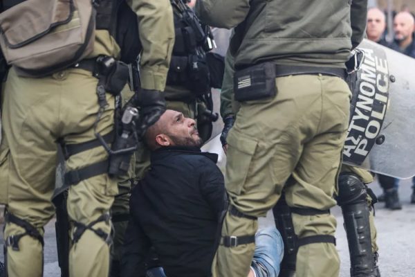 Θεσσαλονίκη: «Τον γιο μου σκοτώσανε» είπε ο πατέρας του 16χρονου