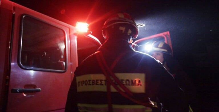 Πυροβολισμοί εναντίον οχημάτων της Πυροσβεστικής στον Ασπρόπυργο | tovima.gr