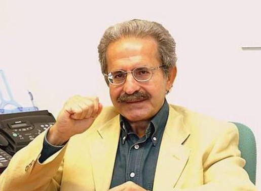 «Βέλη» κατά Μίμη Ανδρουλάκη για όσα καταγράφει στο νέο του βιβλίο για το Πολυτεχνείο