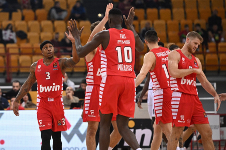 Ολυμπιακός – Βίρτους Μπολόνια 117-71: Θρύλος από το… ΝΒΑ