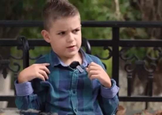 Συγκινεί ο μικρός Παναγιώτης: «Μην τα παρατάτε ποτέ και μην κοροϊδεύετε ποτέ τους ΑμεΑ»