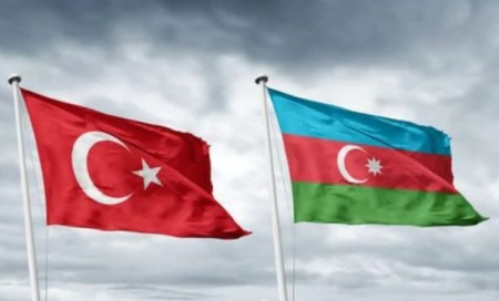 Αζερμπαϊτζάν: Πιθανή συμμετοχή σε πόλεμο της Τουρκίας κατά της Ελλάδας