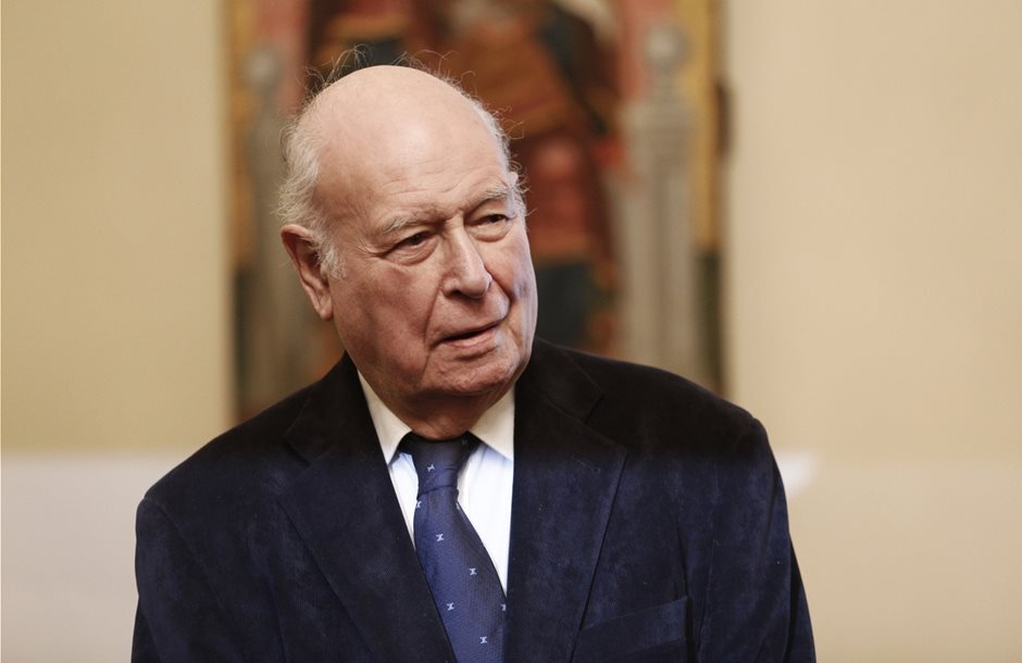 «Πώς μας ενώνει και πως μας δονεί του Διακογιάννη η φωνή»