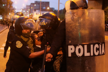 Περού: Βαθαίνει η κρίση – 7 ακόμα νεκροί σε διαδηλώσεις