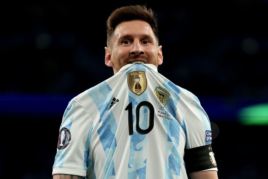 Παράνοια για μια φανέλα του Μέσι – Εξαντλήθηκαν τα αποθέματα