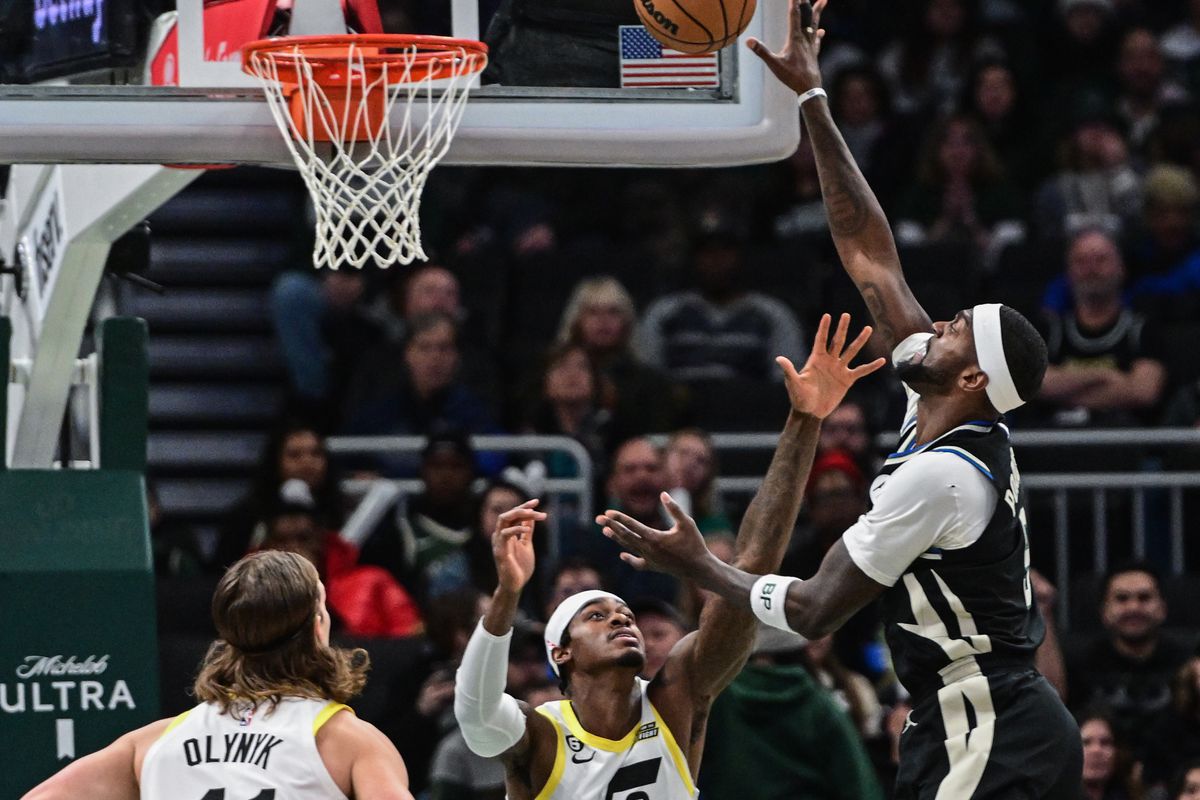 «Πάρτι» και χωρίς τον Γιάννη για τους Μπακς (123-97)