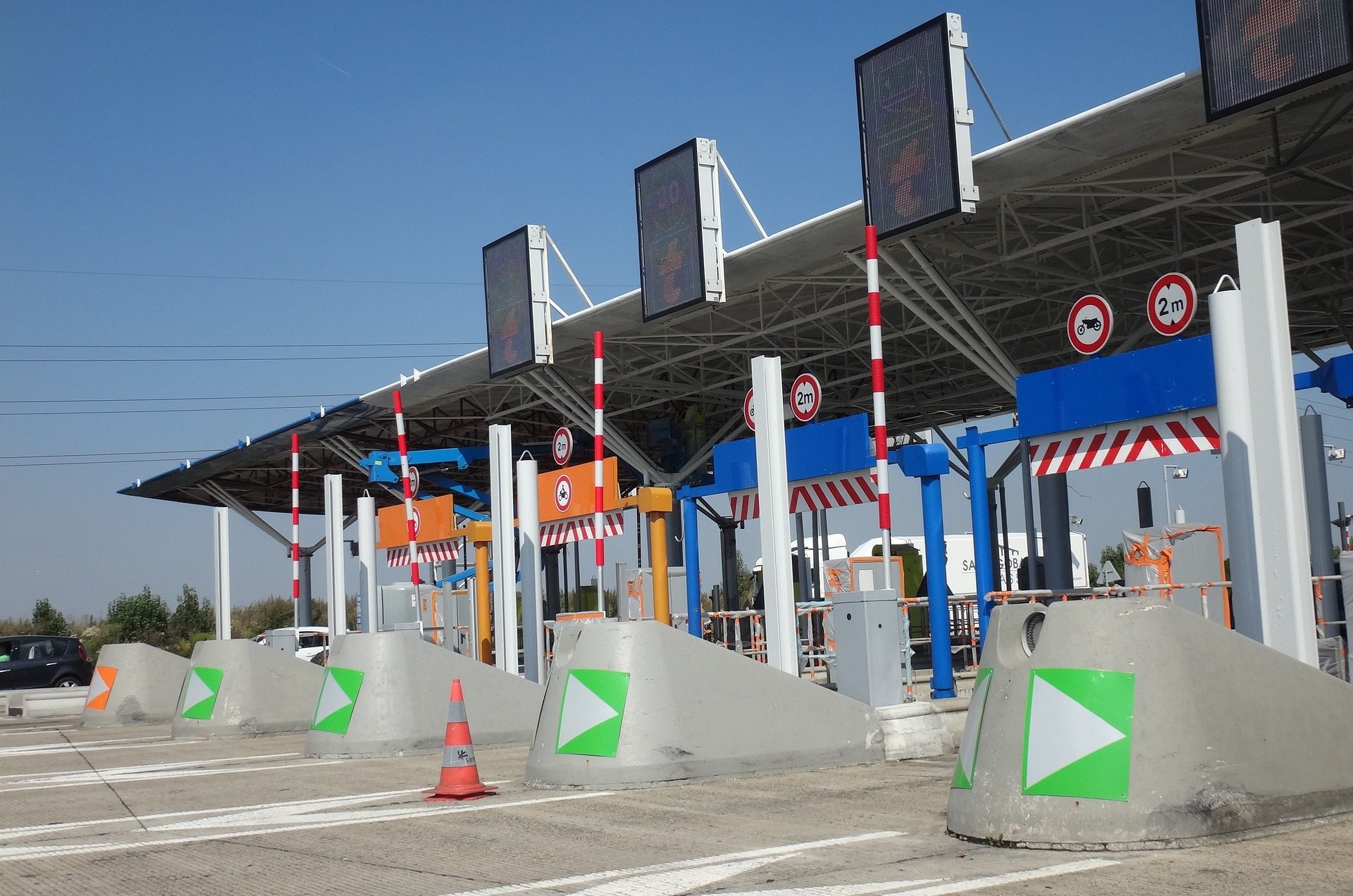 Γαλλία: Πείραμα σε διόδια – Δεν θα πληρώνεις αλλά θα σε πληρώνουν