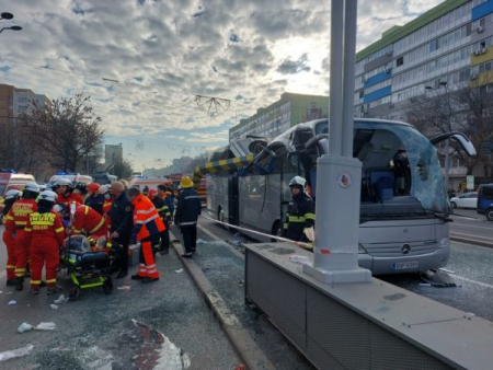 Ρουμανία: Τι λένε τα τοπικά ΜΜΕ για το σημείο του δυστυχήματος – «Το πρόβλημα δεν είναι οι οδηγοί αλλά άλλο»