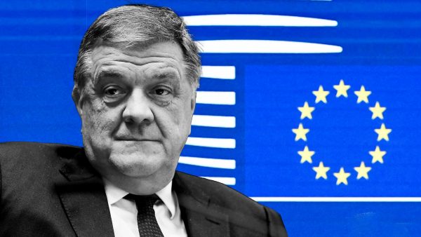 Qatargate: Ο Τζόρτζι καίει τον Παντσέρι – «Υπαγόρευε τις ερωτήσεις ευρωβουλευτών σε συζήτηση για το Κατάρ»