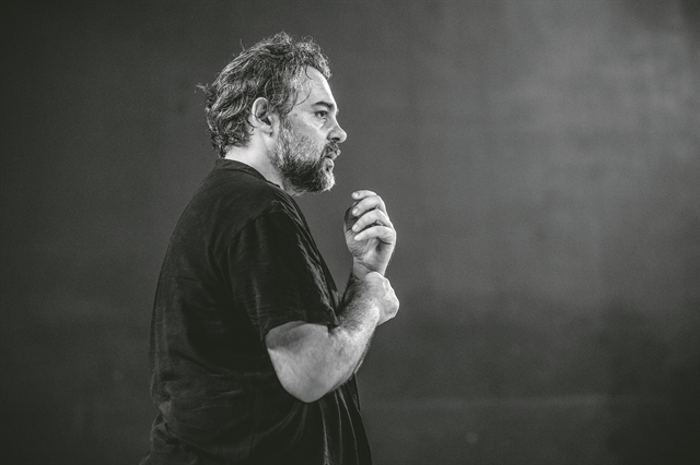 Αργύρης Ξάφης: «Το θέατρο μου επέτρεψε να επικοινωνώ»