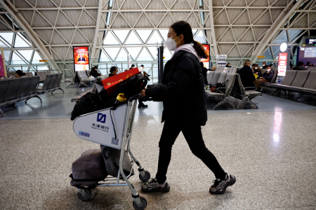 Συστάσεις για αποφυγή των ταξιδιών στην Κίνα από τρεις χώρες