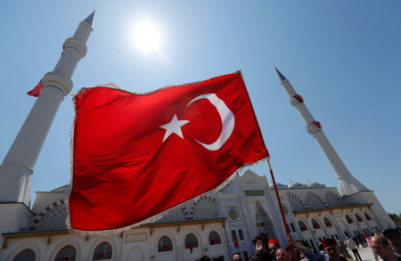 Χουριέτ: Το μέλημα του Μητσοτάκη είναι οι εκλογές στην Τουρκία