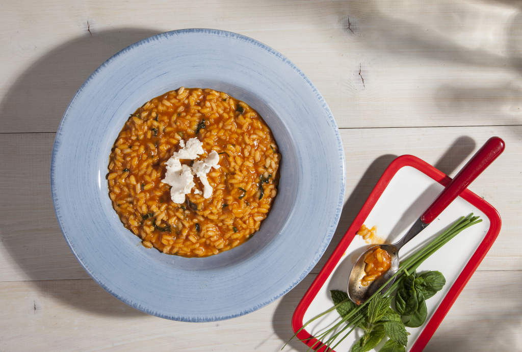 Ριζότο με ντοματοπελτέ