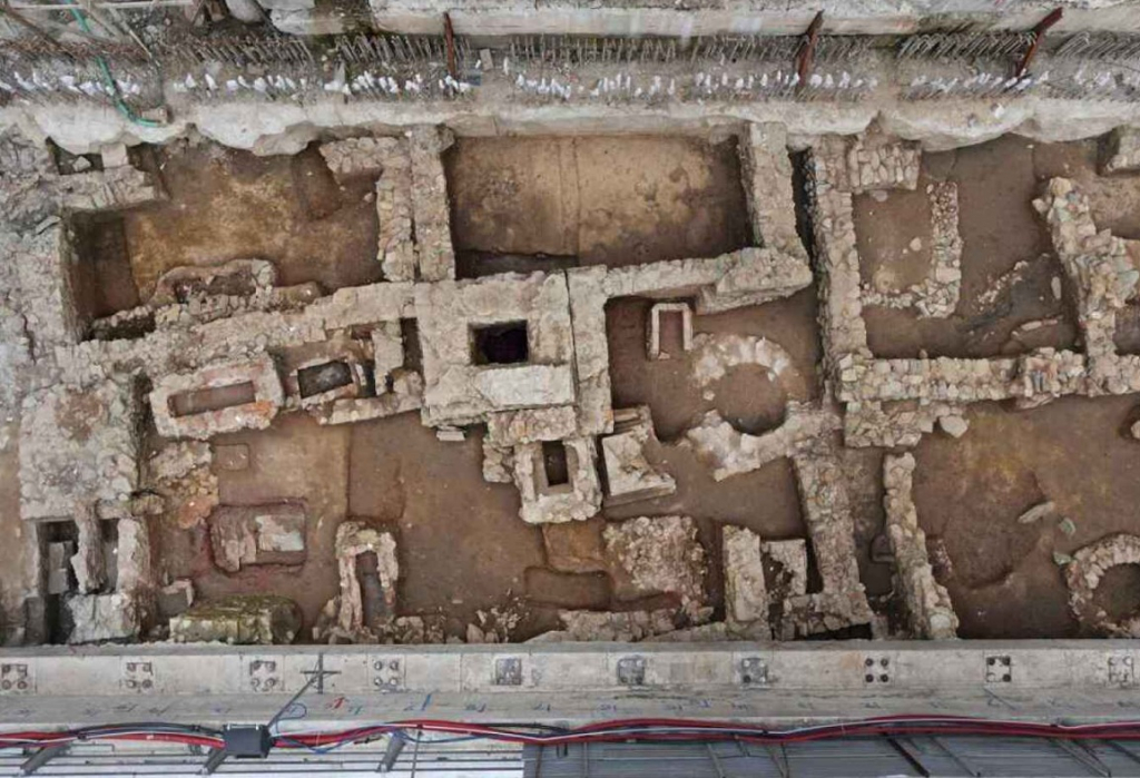 Μετρό Θεσσαλονίκης: Εντυπωσιακές φωτογραφίες από τις ανασκαφές