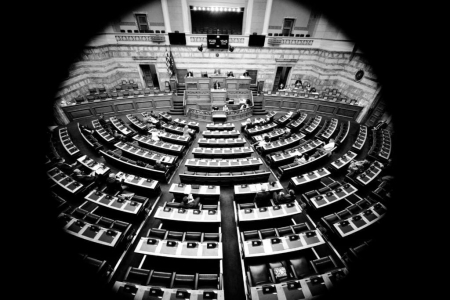 Τασούλας: Η απάντηση του προέδρου της Βουλής στην πρόταση Ράμμου