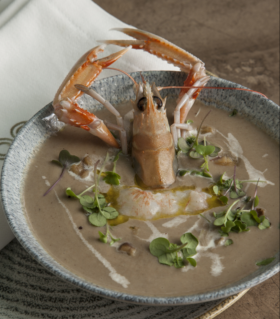 Σούπα από κάστανο με καραβίδες