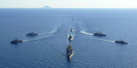 Στη Μεσόγειο ρωσικό πλοίο με υπερηχητικούς πυραύλους