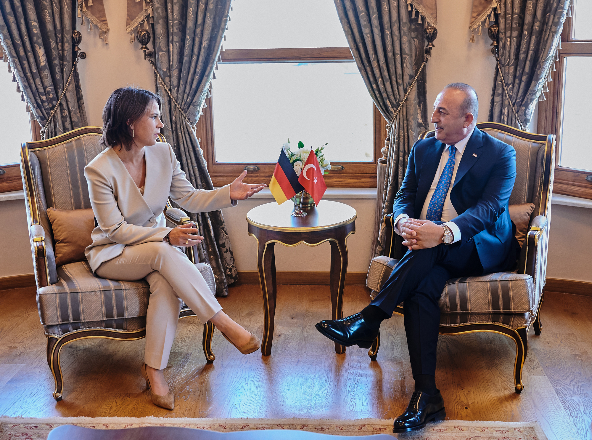 Τουρκία: Αλλαγή στάσης από τη Γερμανία – Παρελθόν ο ισορροπισμός – Η σημειολογία των δηλώσεων Μπέρμποκ