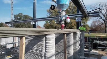 3D Printing σε νέα ύψη: Το πρώτο εκτυπωμένο τριώροφο σπίτι