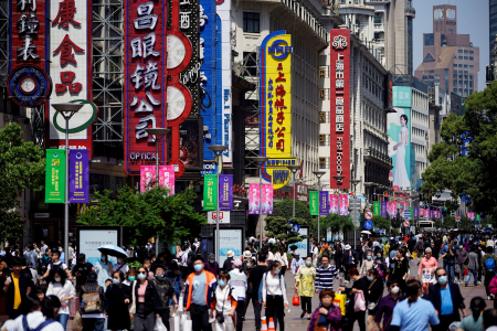 Θα «σώσει» την παγκόσμια οικονομία η αύξηση της ζήτησης μετά το «άνοιγμα» της Κίνας;
