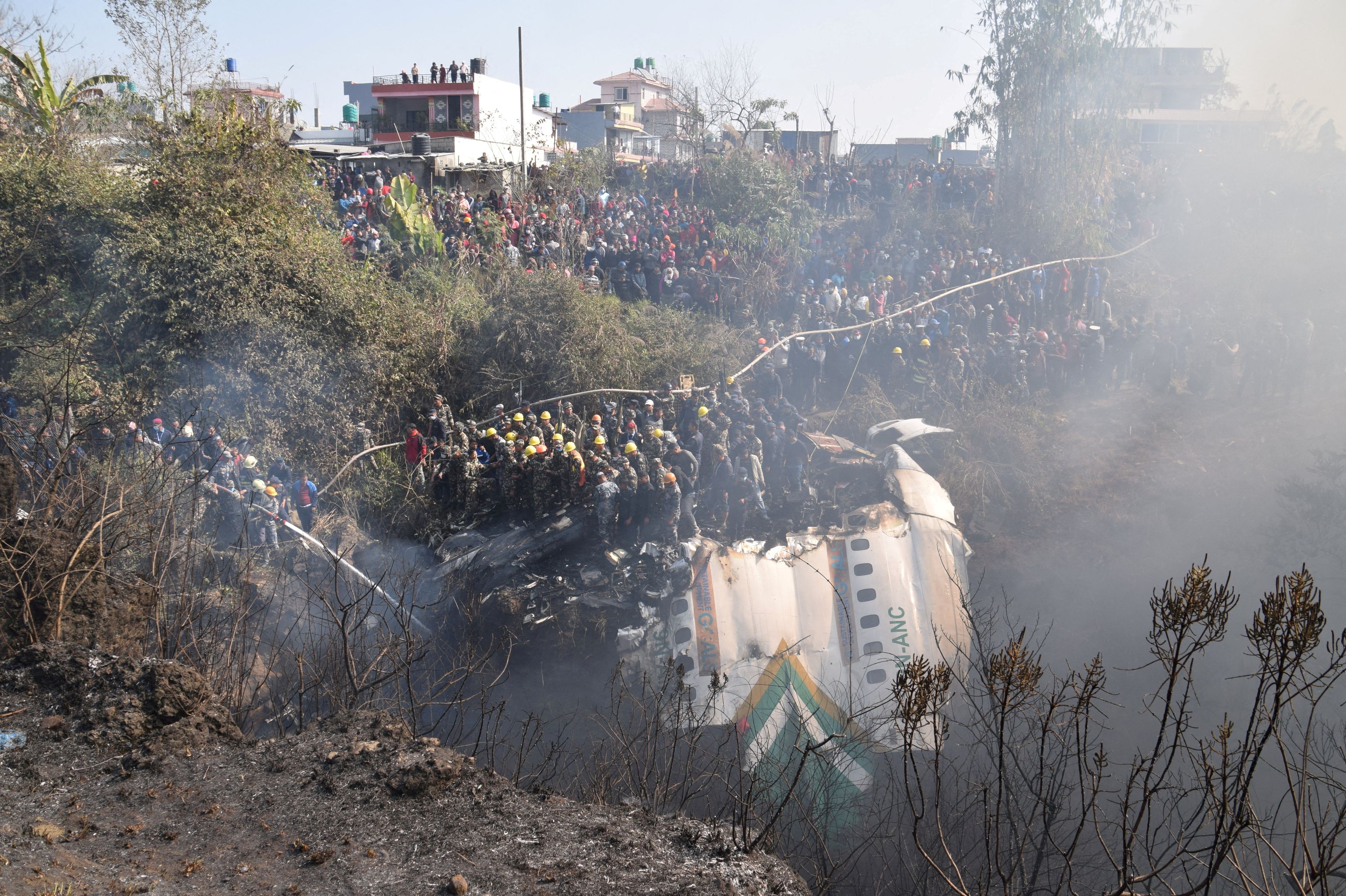 Τραγωδία στο Νεπάλ: Στους 67 οι νεκροί από τη συντριβή αεροσκάφους