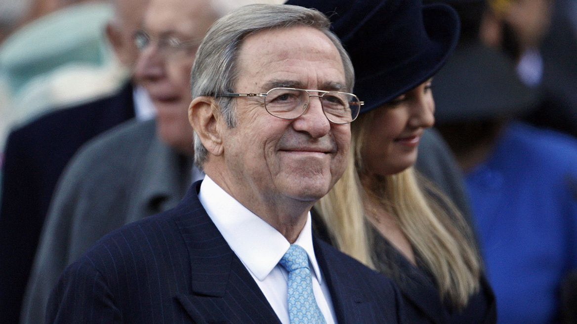 Νέα πολιτική κόντρα για την κηδεία του τέως βασιλιά Κωνσταντίνου