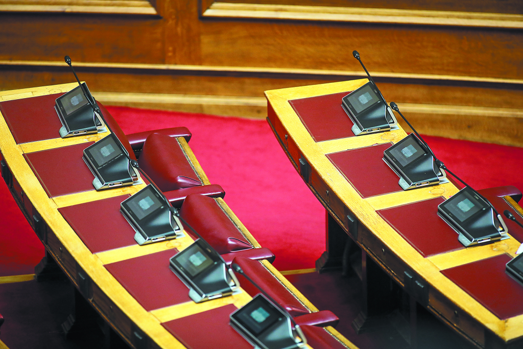 Εκλογές 2023: Προεκλογική εκστρατεία για… γερά πορτοφόλια