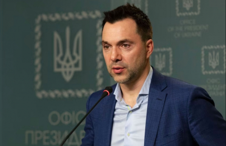 Ουκρανία: Παραιτήθηκε ο σύμβουλος του Ζελένσκι μετά τις δηλώσεις για το χτύπημα στη Ντνίπρο