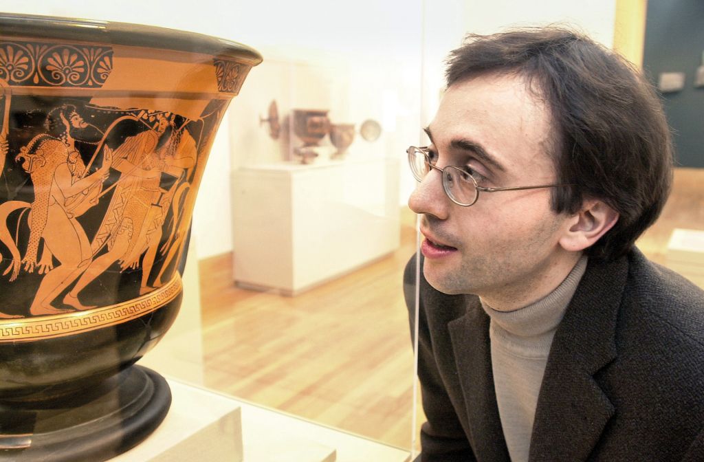 Δημήτριος Γιατρομανωλάκης, «Συχνά το ένδοξο παρελθόν της Ελλάδας λειτουργεί ως άλλοθι για την αβελτηρία του παρόντος»