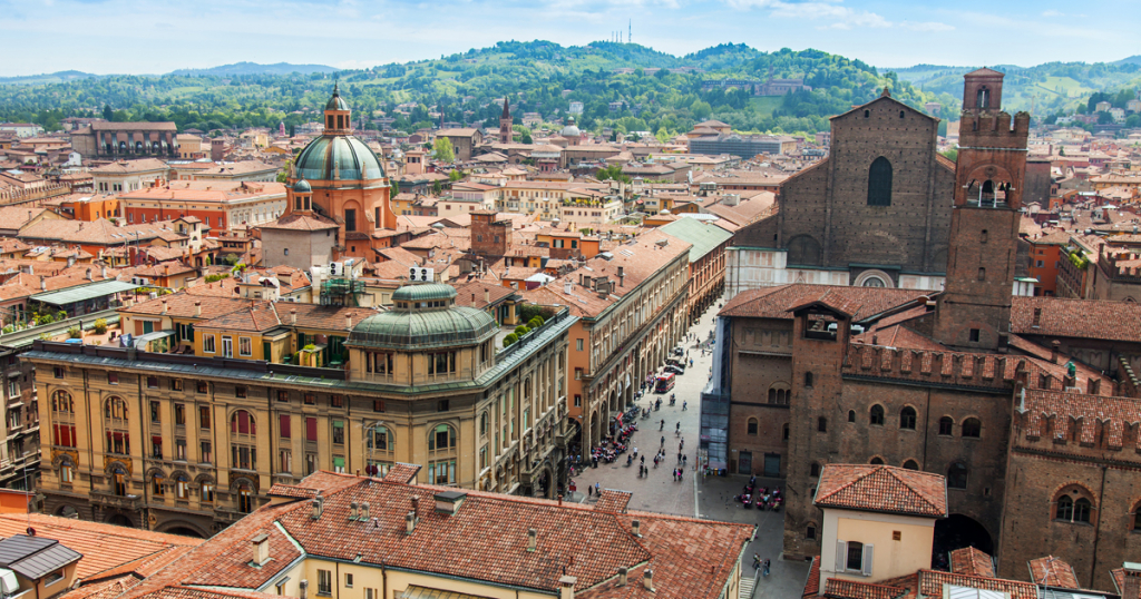 Μπολόνια, Η κόκκινη πόλη