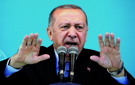 Ερντογάν: «Μηδενίστηκε το κοντέρ» – Επιμένει πως δικαιούται τρίτη υποψηφιότητα