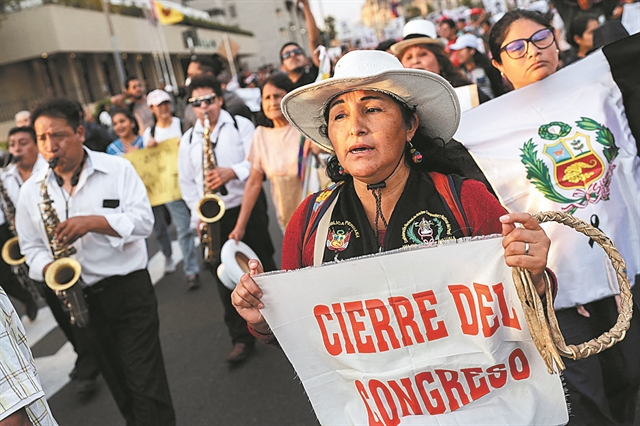 Περού: Το Κογκρέσο απορρίπτει για τέταρτη φορά τη διεξαγωγή εκλογών το 2023