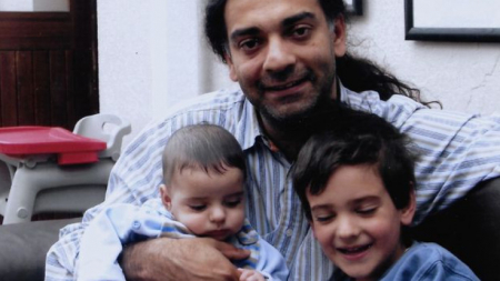 Βρήκε το ανατριχιαστικό email μετά την άγρια δολοφονία των παιδιών τους