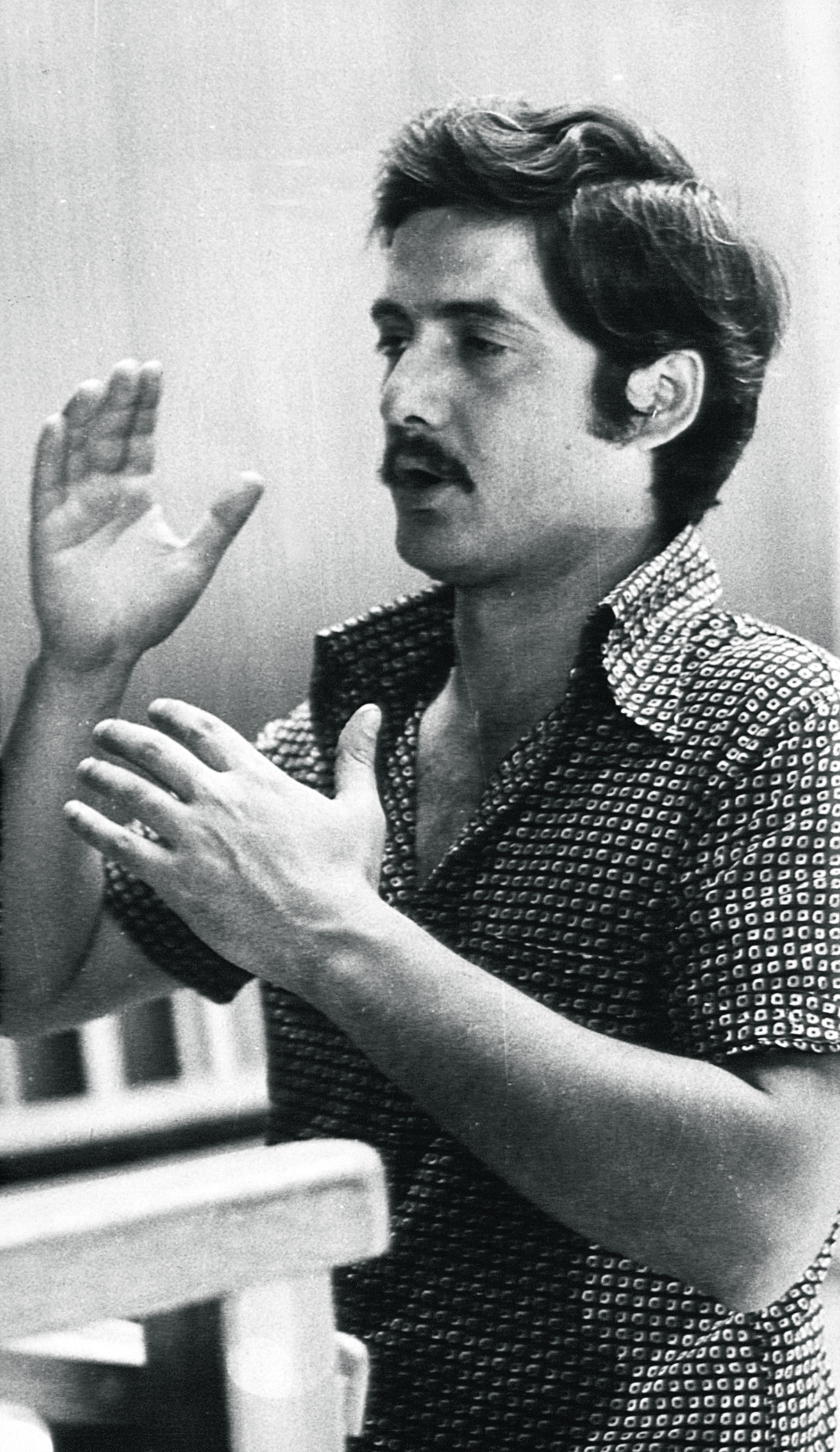 Διονύσης Μαυρογένης: «Ο “λεκές” αυτός πρέπει να φύγει από την μέση»