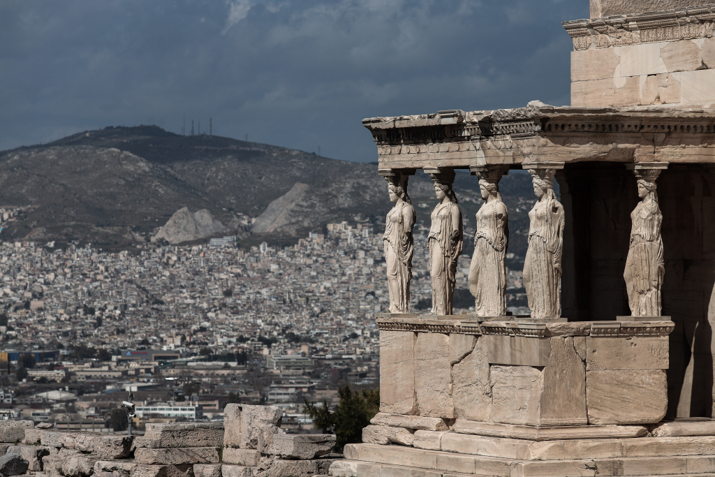 Τα ψεύτικα αρχαία που μαθαίνουμε