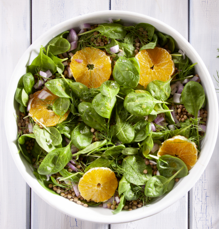 Σαλάτα με σπανάκι και φακές