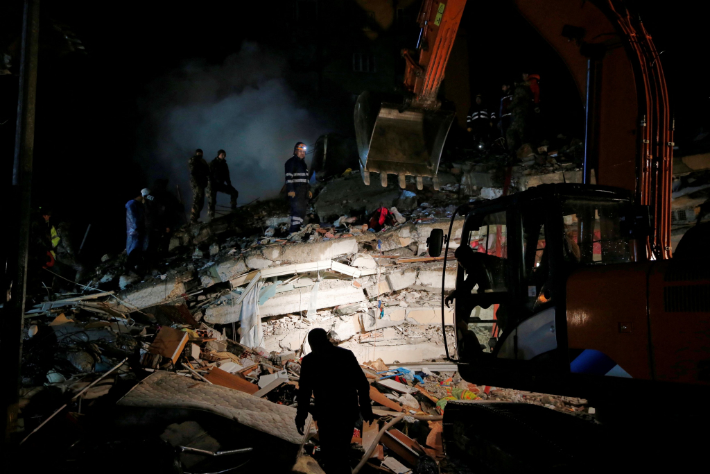 Σεισμός στην Τουρκία: Ανασύρθηκε ζωντανός ο Γκανέζος ποδοσφαιριστής Κρίστιαν Ατσού