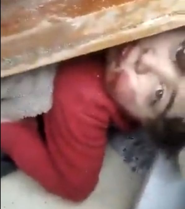 Σεισμός Τουρκία: Βίντεο που καθηλώνει – Καρέ καρέ η διάσωση δύο παιδιών από τα συντρίμμια
