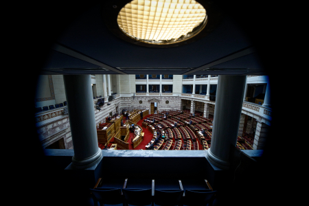 Βουλή – Τροπολογία Κασιδιάρη: Πώς η συναίνεση έμεινε στη μέση