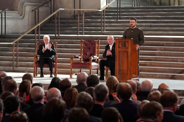 Ζελένσκι στο βρετανικό κοινοβούλιο: «Ευχαριστούμε Βρετανία- Χρειαζόμαστε μαχητικά αεροπλάνα»