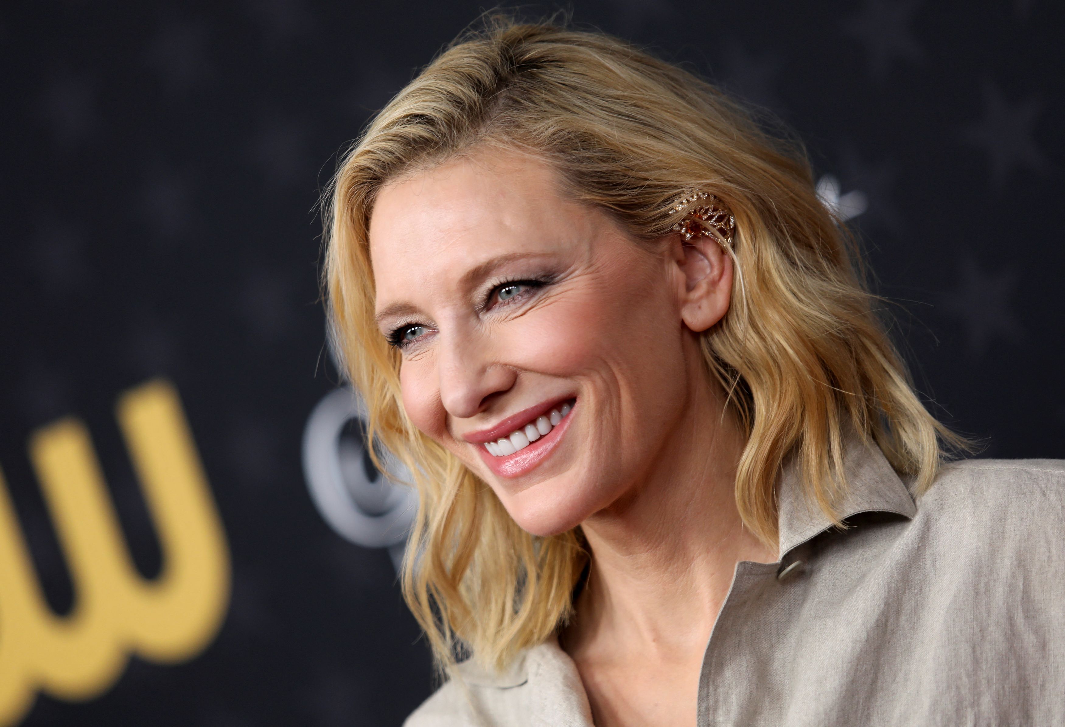 Η Κέιτ Μπλάνσετ στο MEGA: «Οι άνθρωποι φοβούνται τους καλλιτέχνες»