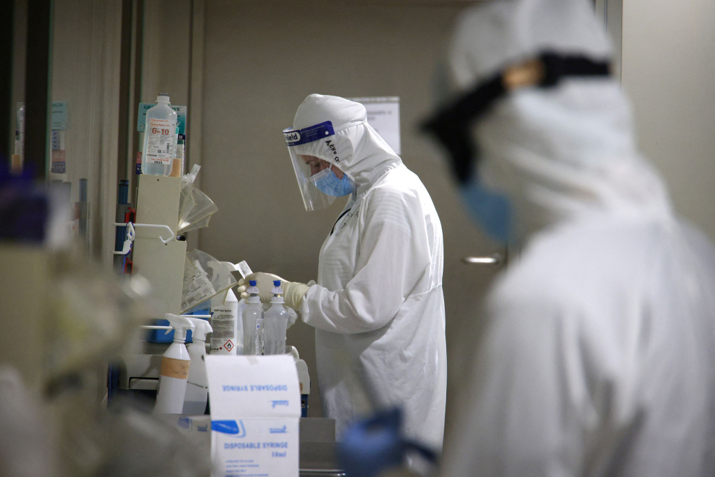 Κορωνοϊός: Ανακαλύφθηκε πρωτεΐνη που μπλοκάρει τη λοίμωξη Covid-19