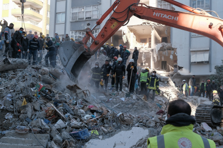 Σεισμός στην Τουρκία: Αγωνία για τους δύο Έλληνες αγνοούμενους – Στο σημείο η ΕΜΑΚ