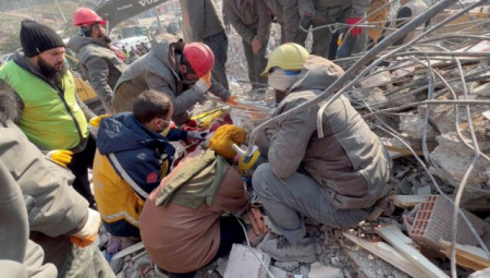 Σεισμός Τουρκία: Διασώθηκαν οι 2 αδελφές που άντεξαν 152 ώρες κάτω από τα χαλάσματα
