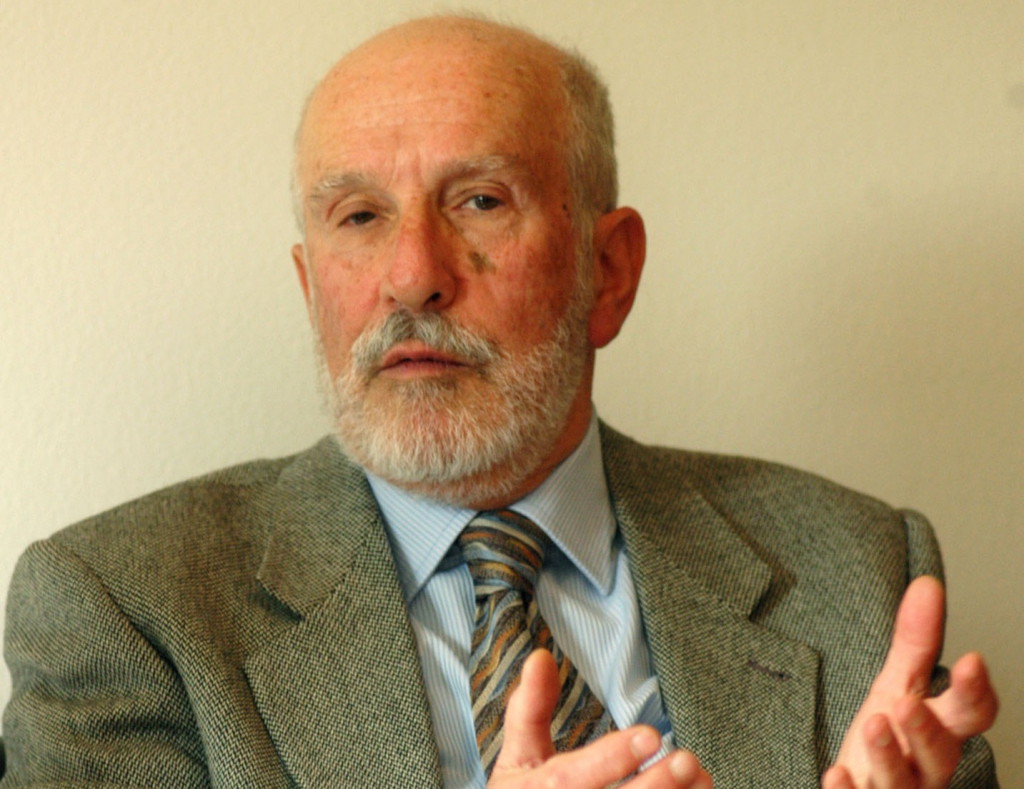 Πέθανε ο κορυφαίος νεοελληνιστής Μάριο Βίττι