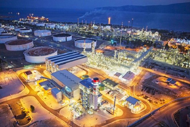 Συμφωνία ΕΤΕπ και Motor Oil Hellas για ανάπτυξη σταθμών φόρτισης και σταθμών υδρογόνου